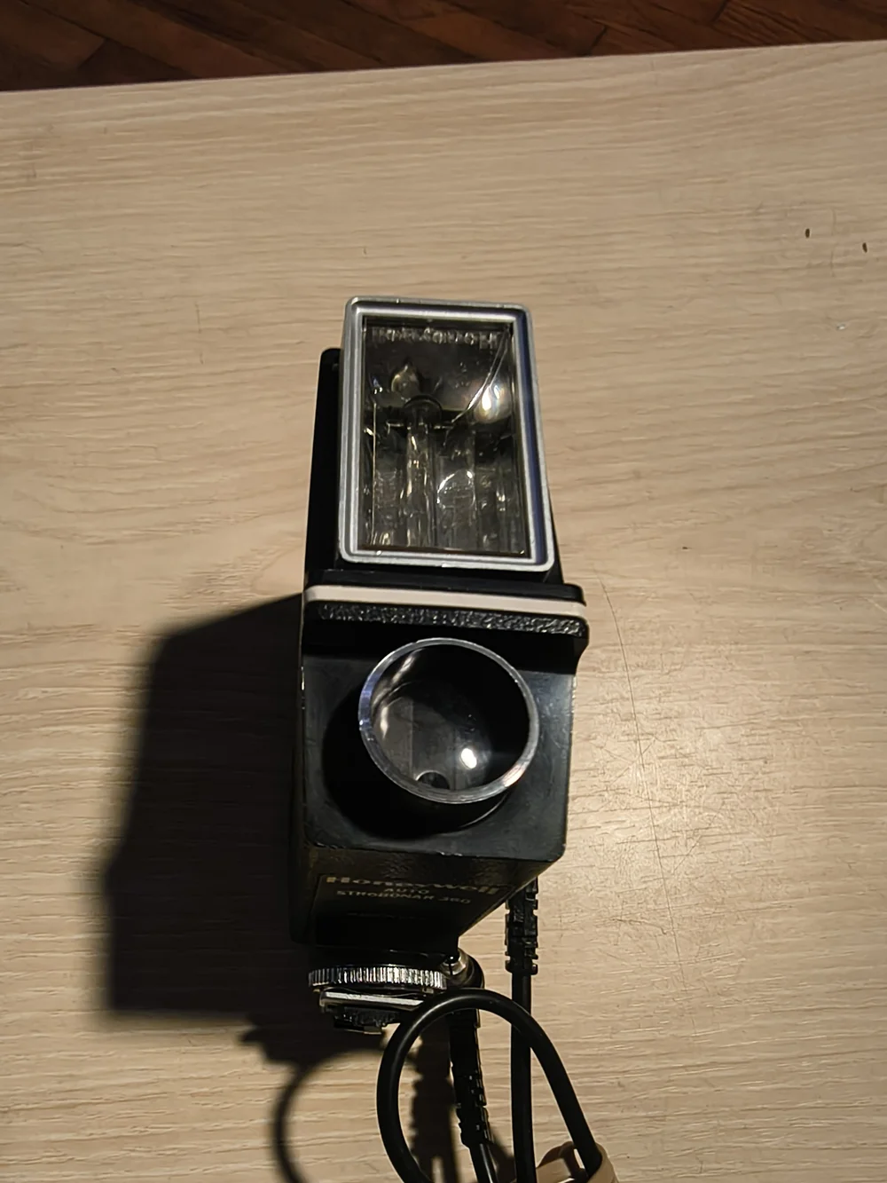 vintage Honeywell Auto Strobonar 360 electronic camera flash unit from the early